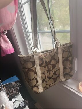 Vintage Coach Tote Bag in Brown and Tan - Classic Pattern